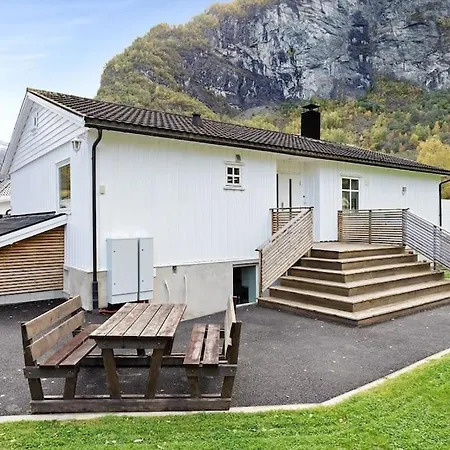 Fint Hus I Flam *