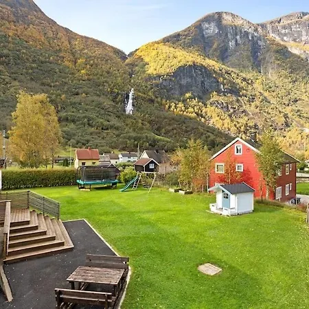 Fint Hus I Flam *