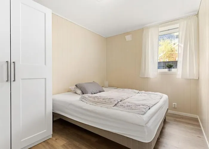 Fint Hus I Flam Aurland